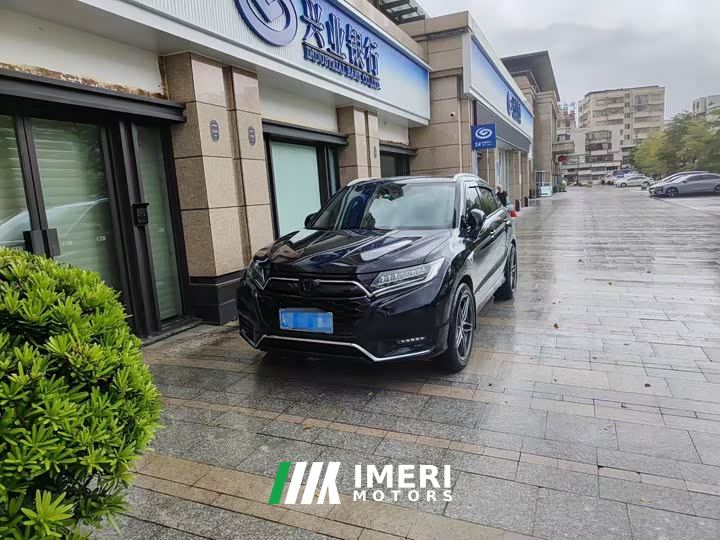 Honda UR-V 370TURBO AWD Edition