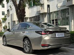 Lexus ES 300h Edition - ფოტო 9