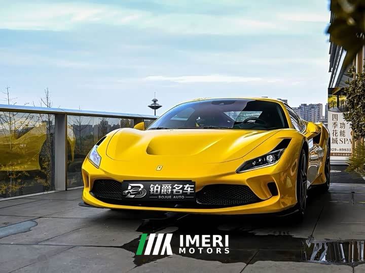 Ferrari F8 Tributo 3.9T V8