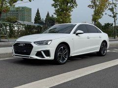 Audi A4L 40 TFSI Fashion Version - ფოტო 1