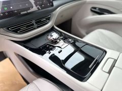 Denza D9 DM-i 970 AWD Version - ფოტო 13