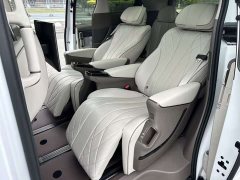 Denza D9 DM-i 970 AWD Version - ფოტო 9