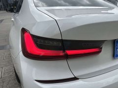 BMW 3 325Li M - ფოტო 18