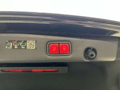 Mercedes-Benz E 300 L Luxury Version - ფოტო 15
