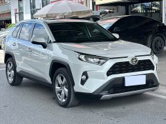 Toyota RAV4 2.0L CVT2WD Edition - ფოტო 3