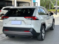 Toyota RAV4 2.0L CVT2WD Edition - ფოტო 4