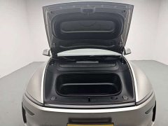 Tesla Model Y L Long Range Edition - ფოტო 15