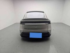 Tesla Model Y L Long Range Edition - ფოტო 2