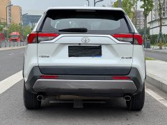 Toyota RAV4 2.0L CVT2WDPLUS Edition - ფოტო 18