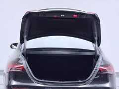 Mercedes-Benz E 300 L Luxury Version - ფოტო 13