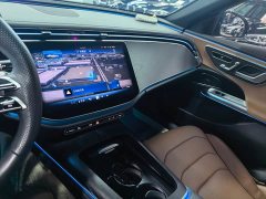 Mercedes-Benz E 300 L Fashion Version - photo 9