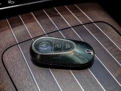 Mercedes-Benz E 300 L Fashion Version - ფოტო 19