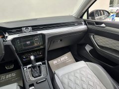Volkswagen 200Anniversary Edition 280TSI DSG Version - ფოტო 11