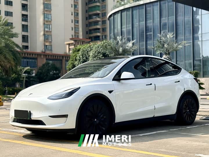 Tesla Model Y Standard Range Edition - ავტომობილი ჩინეთიდან