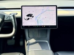 Tesla Model Y Standard Range Edition - ფოტო 9