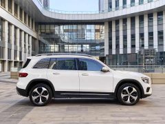 Mercedes-Benz GLB 200 Fashion Version - ფოტო 5