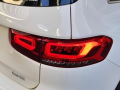 Mercedes-Benz GLB 200 Fashion Version - ფოტო 9