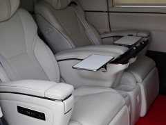 Lexus LM 500h Edition - ფოტო 10