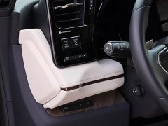 Lexus LM 500h Edition - ფოტო 13