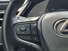 Lexus ES 300h Edition - ფოტო 15