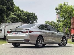 Lexus ES 300h Edition - ფოტო 3