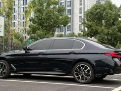 BMW 5 530Li Deluxe Version M - ფოტო 7
