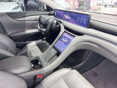 BMW L6 Max Edition - ფოტო 9