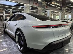 Porsche Taycan - ფოტო 7