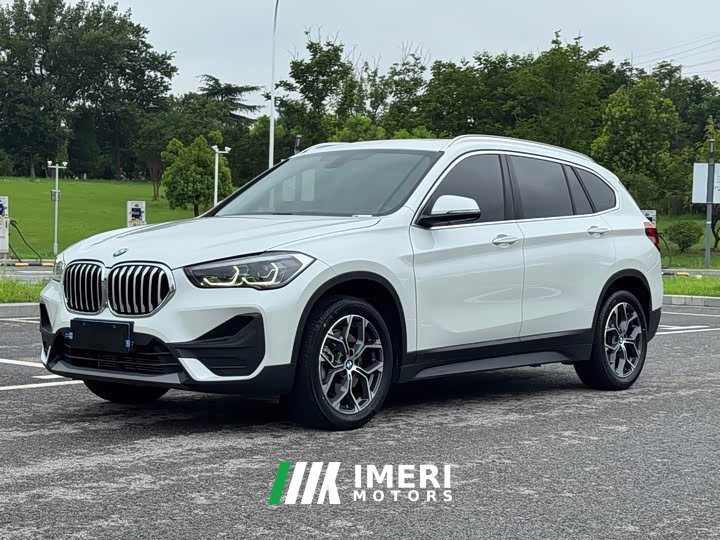 BMW X1 sDrive25Li Version - ავტომობილი ჩინეთიდან