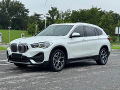 BMW X1 sDrive25Li Version - ფოტო 1