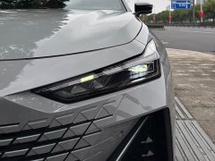 Changan UNI-V 1.5T Premium Version - ფოტო 5