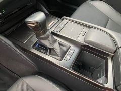 Lexus ES 300h Edition - ფოტო 19