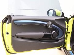 BMW MINI 1.5T COOPER CABRIO Sidewalk - ფოტო 10
