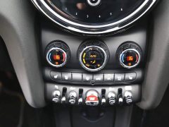 BMW MINI 1.5T COOPER CABRIO Sidewalk - ფოტო 19
