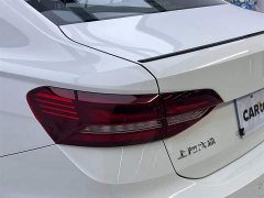 Volkswagen 300TSI DSG Edition - ფოტო 10