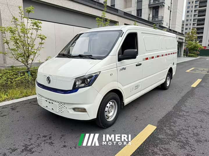 Mercedes-Benz EM27 EV - ავტომობილი ჩინეთიდან