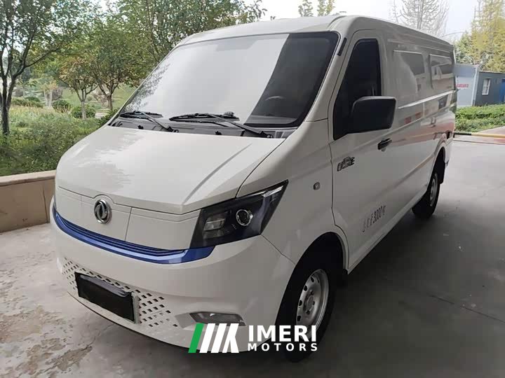 Mercedes-Benz EM27 41.472kWh - ავტომობილი ჩინეთიდან
