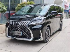 Lexus LM 300h Edition - ფოტო 1