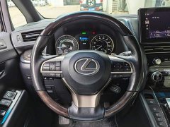Lexus LM 300h Edition - ფოტო 12