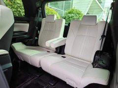 Lexus LM 300h Edition - ფოტო 8
