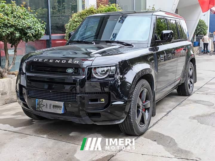 Land Rover Defender 110 3.0T P400 X-Dynamic HSE