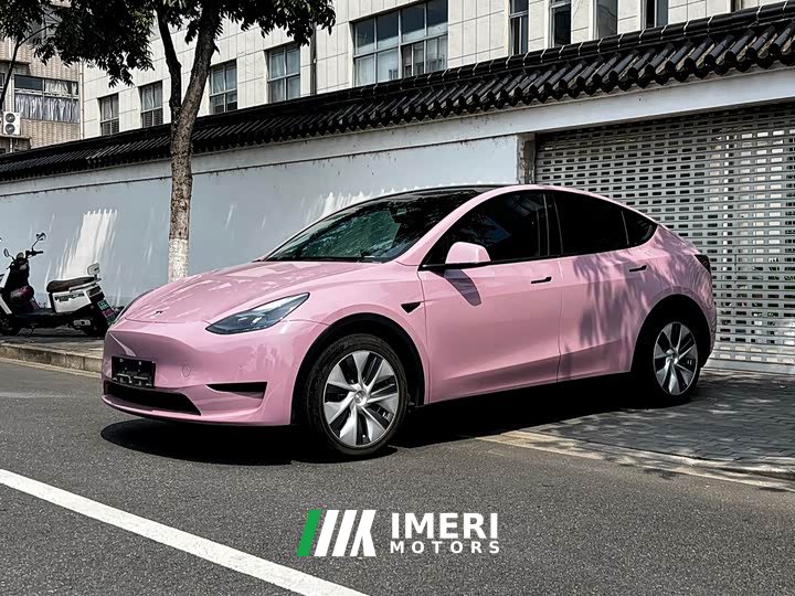Tesla Model Y Edition
