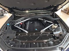 BMW X6 xDrive40i Deluxe Version M - ფოტო 10
