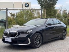 BMW i5 eDrive 35L Deluxe Version Luxury - ფოტო 1