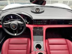 Porsche Taycan - ფოტო 7