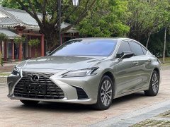 Lexus ES 300h Edition - ფოტო 1