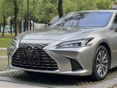 Lexus ES 300h Edition - ფოტო 9