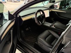Tesla Model Y Standard Range Edition - ფოტო 4