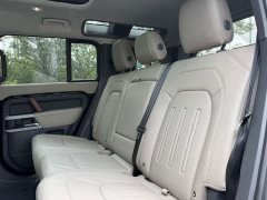Land Rover 110 P400 Edition - ფოტო 11