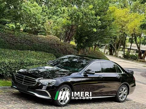 2022 Mercedes-Benz E 300 L Luxury Version